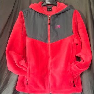 “The North Face” Pink & Gray CA5